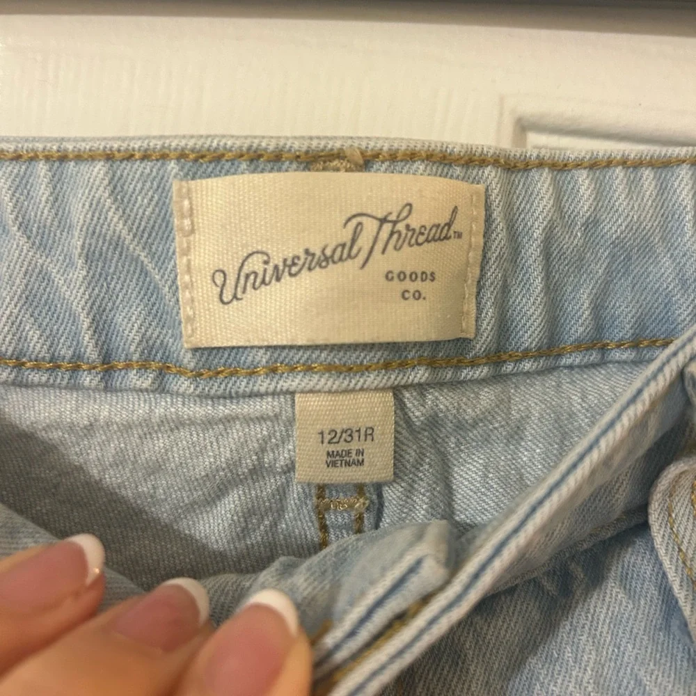 Universal Thread High Rise Light Blue Jeans with Rips - Picture 3 of 5